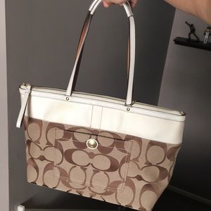 Authentic Like-New Coach Khaki/Ivory Tote